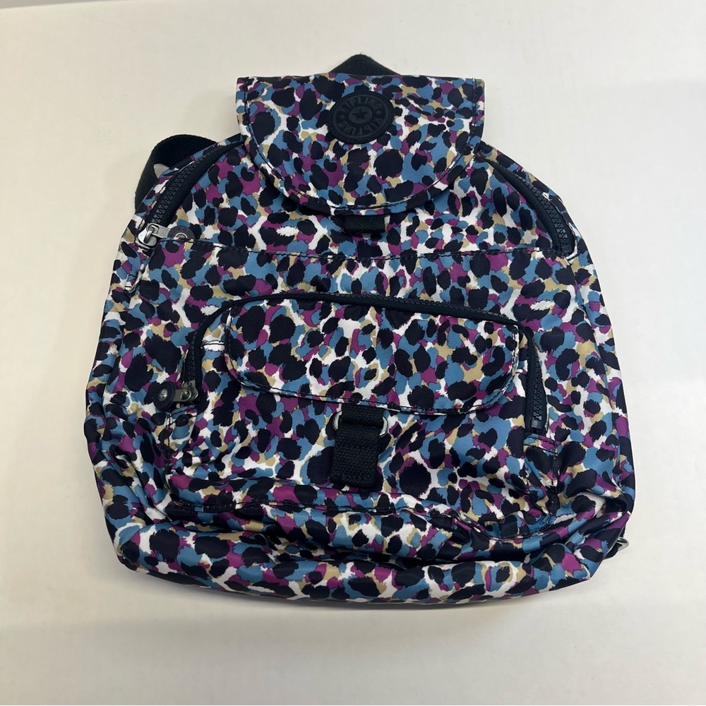 Kipling Queenie Backpack Blended Geos print.